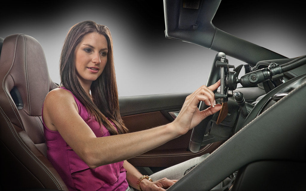 AutoExec Car Desk Accessory Extended Mount for Standard Smartphones in Black